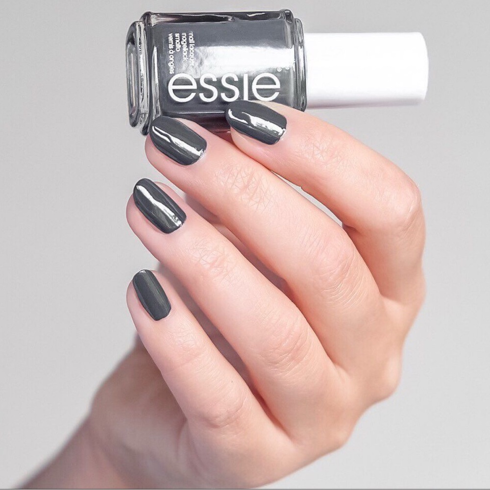 New Essie Nail Polish # 686 on mute